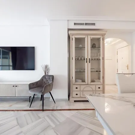 2br, Lorcrimar 4 Puerto Banus *