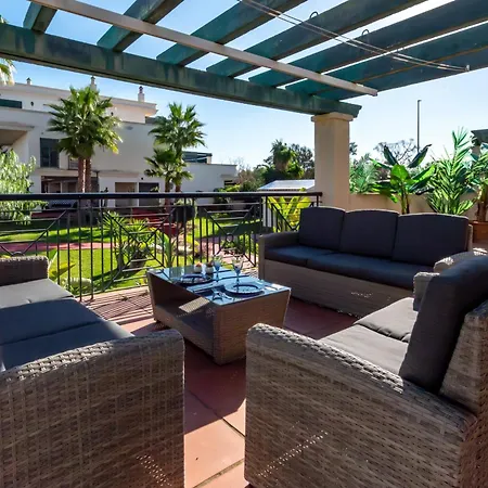 Апартаменты 2br, Lorcrimar 4 Puerto Banus