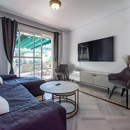 2br, Lorcrimar 4 Puerto Banus