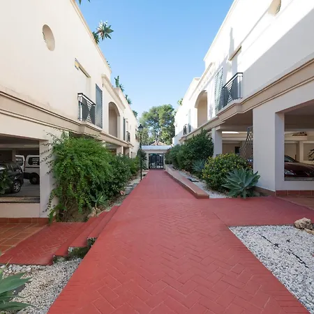 2br, Lorcrimar 4 Puerto Banús Marbella